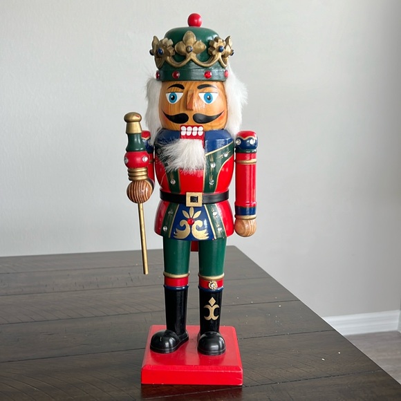 St.Nicholas Square “The Statesman”  Nutcracker - Picture 1 of 6
